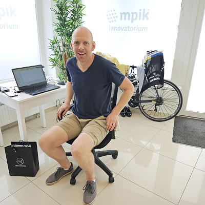 Coworking MPIK Innovatorium privabil prvega uporabnika iz tujine